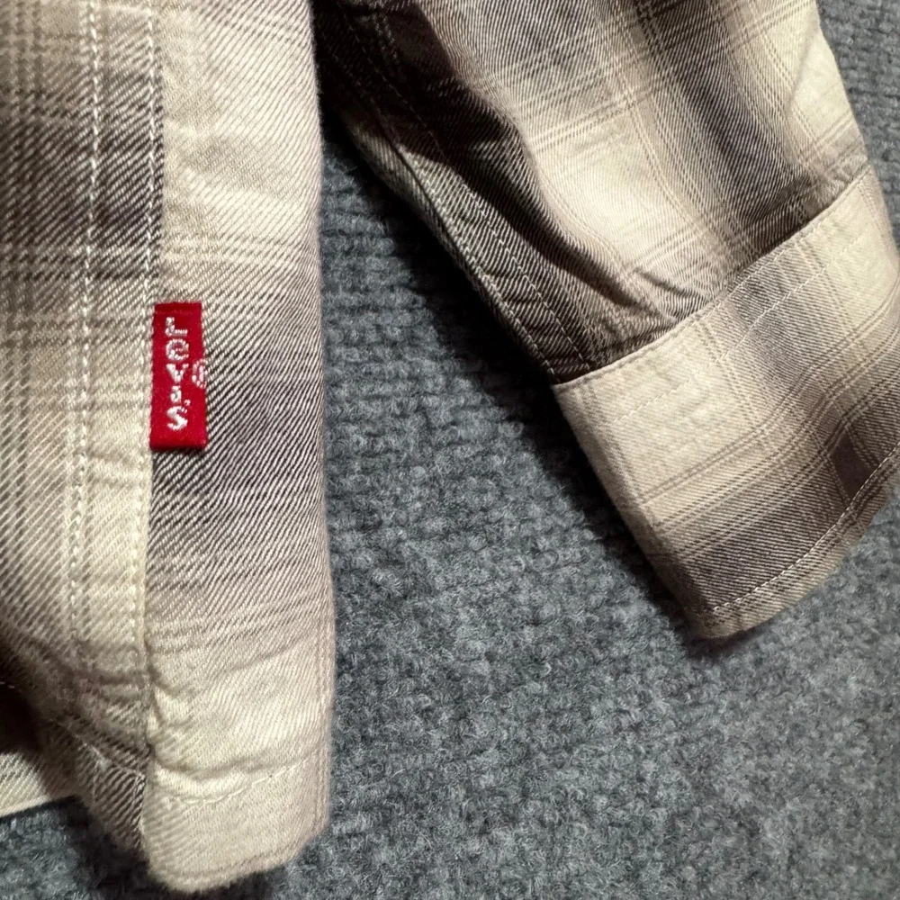 Levis Shirt Mens Boxy Large Plaid‎ Button Shirt Brown Tan Long Sleeve Cream